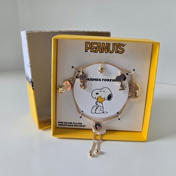 Peanuts Snoopy Fine Silver Plated ‘Friends Forever’ Adjustable Bracelet - Picture 1 of 8